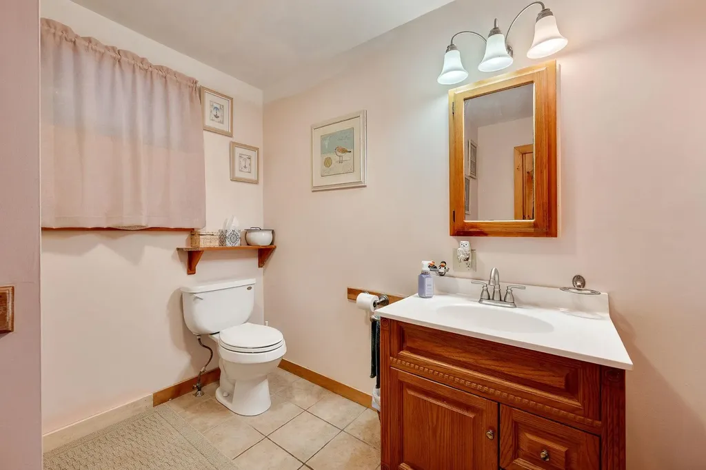 58 Maplecrest Road Barre Town VT 05641