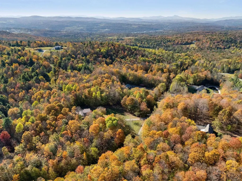 58 Maplecrest Road Barre Town VT 05641