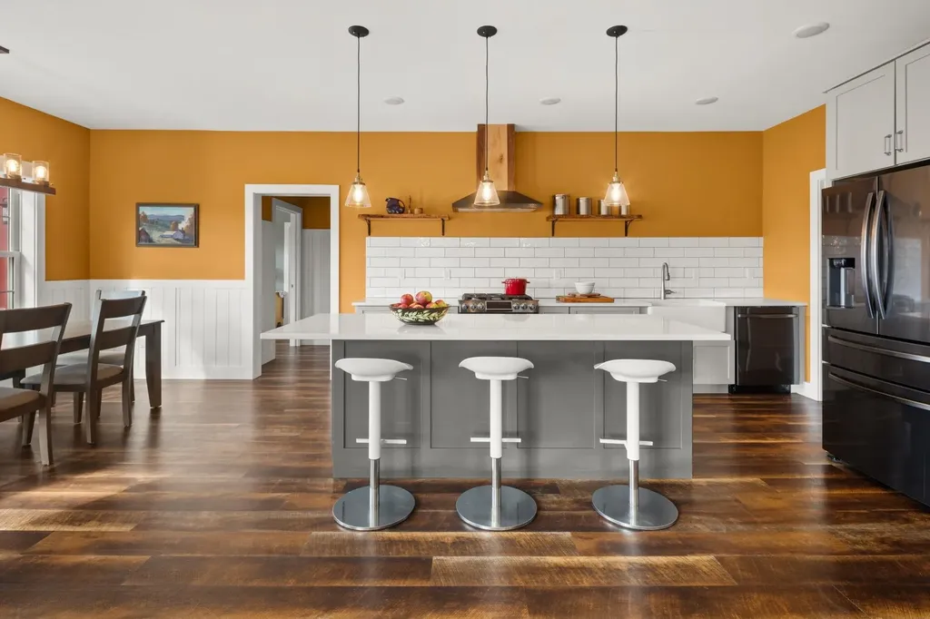 76 Norton Lane Jericho VT 05465