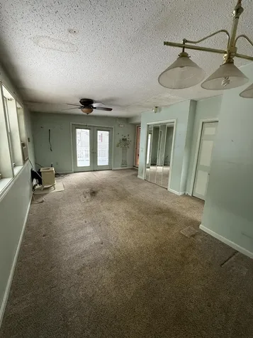 20 Martha Street Nashua NH 03062