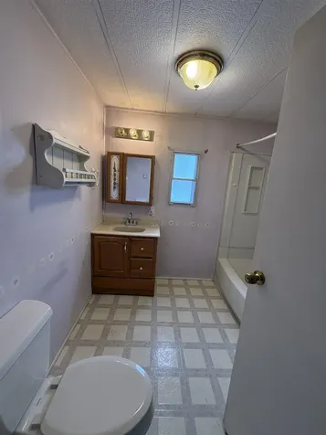 20 Martha Street Nashua NH 03062