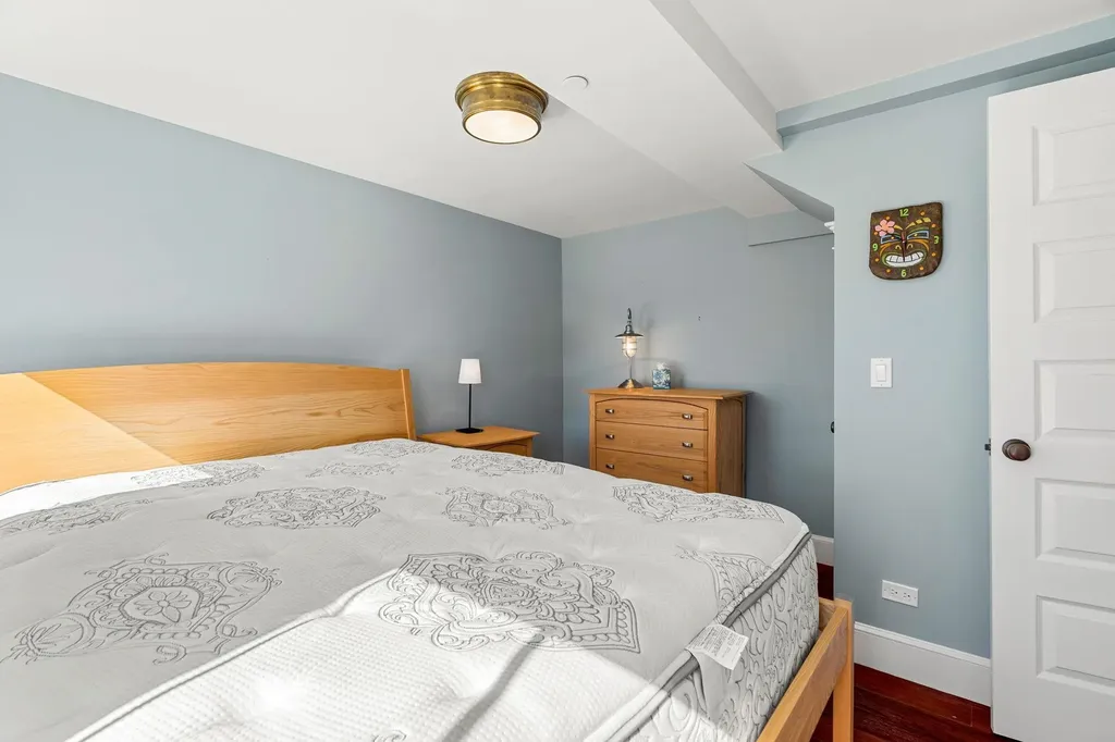 10 Haverhill Avenue Hampton NH 03842