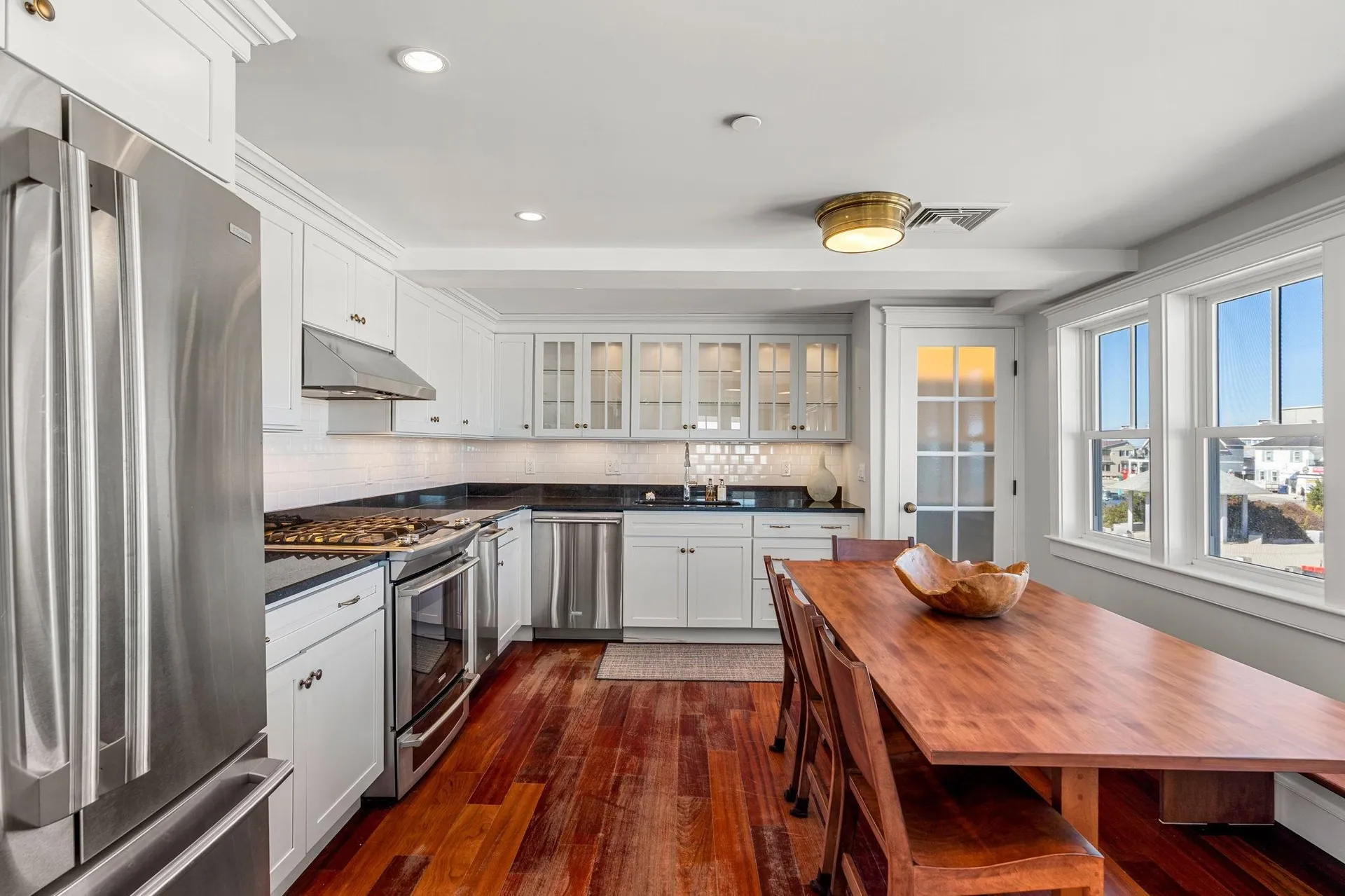 10 Haverhill Avenue Hampton NH 03842