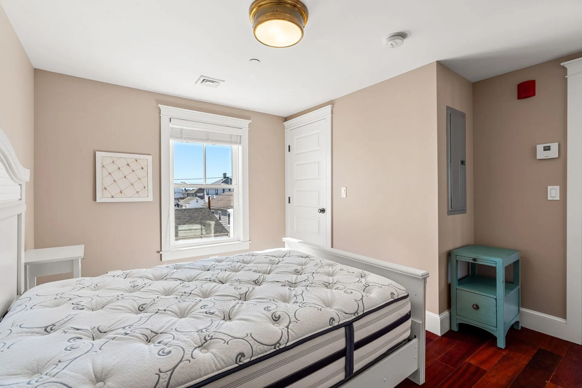 10 Haverhill Avenue Hampton NH 03842