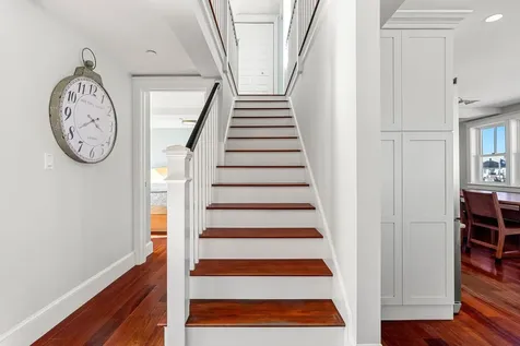 10 Haverhill Avenue Hampton NH 03842