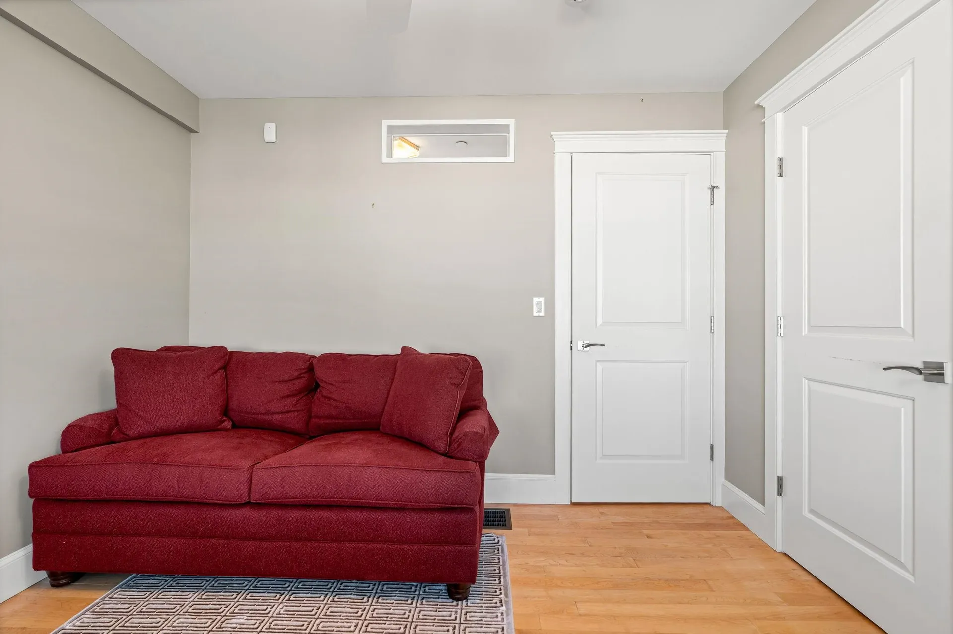 10 Haverhill Avenue Hampton NH 03842