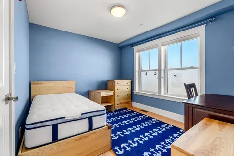 10 Haverhill Avenue Hampton NH 03842