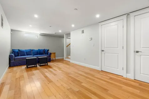 10 Haverhill Avenue Hampton NH 03842