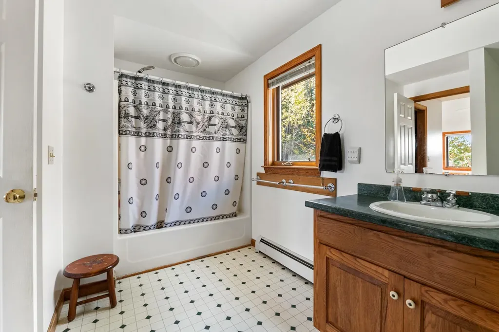 2800 George Hill Road Springfield NH 03284