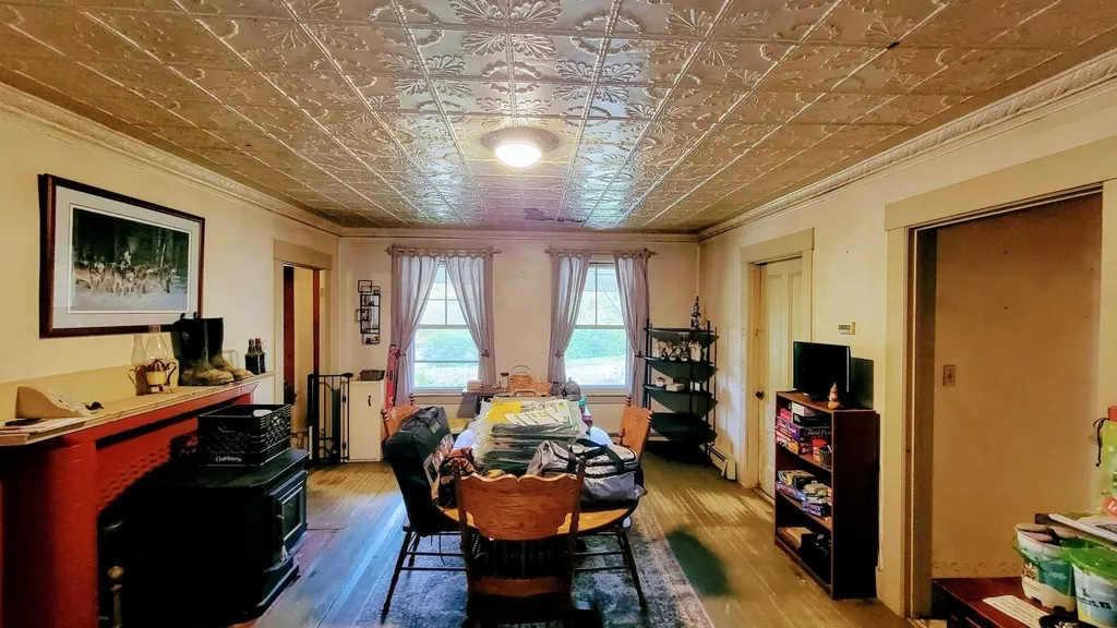 624 South Stark Highway Weare NH 03281