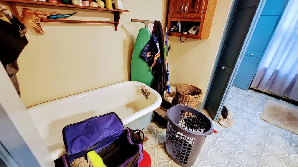 624 South Stark Highway Weare NH 03281