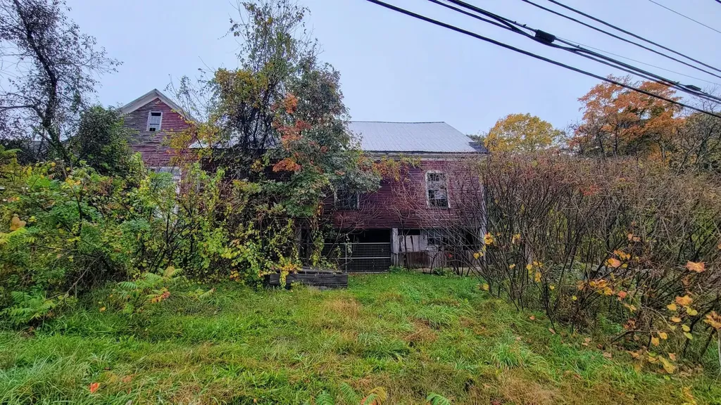 624 South Stark Highway Weare NH 03281