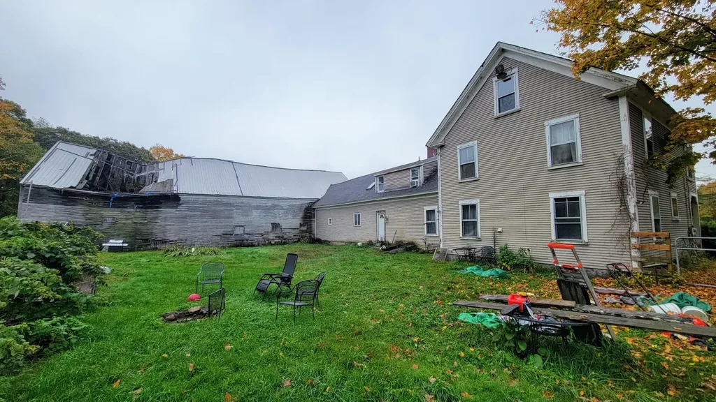 624 South Stark Highway Weare NH 03281