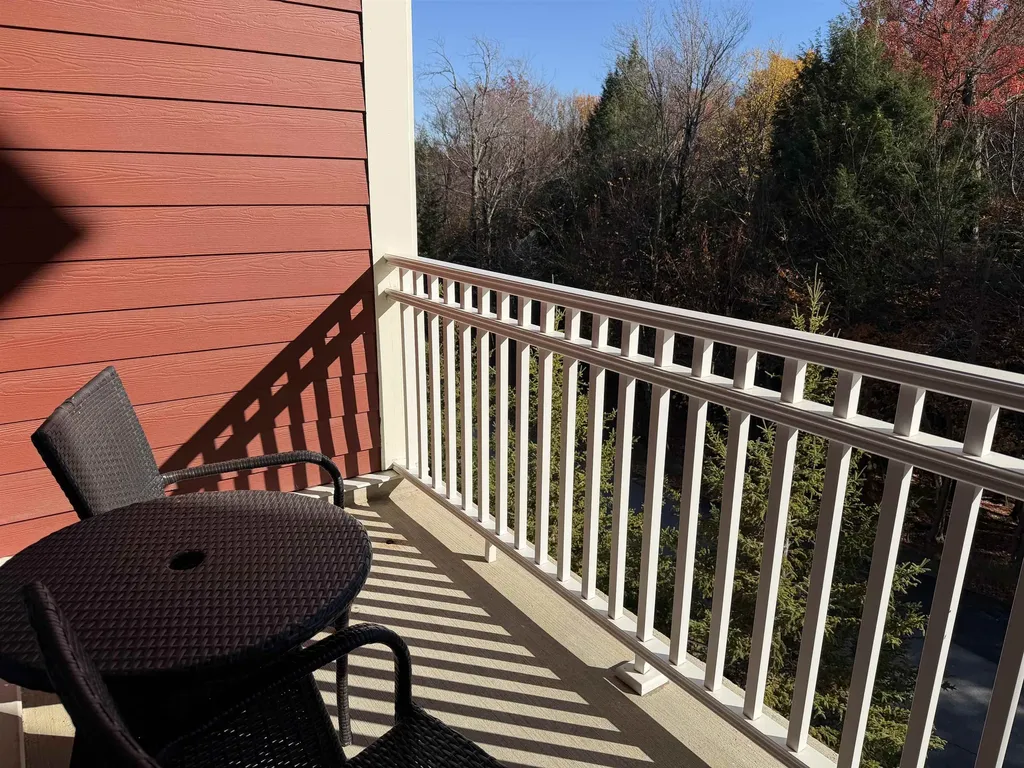 102 Forest Drive Warren VT 05674