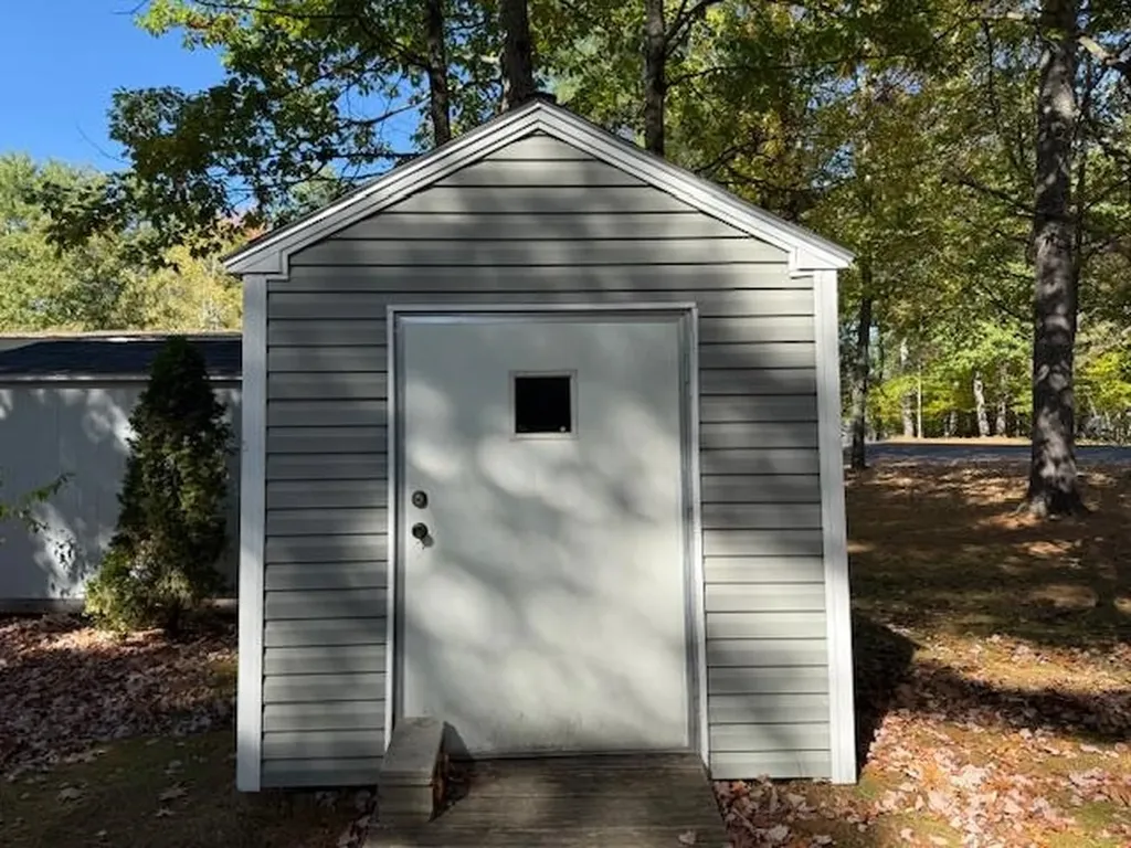 14 Goldfinch Lane Conway NH 03813