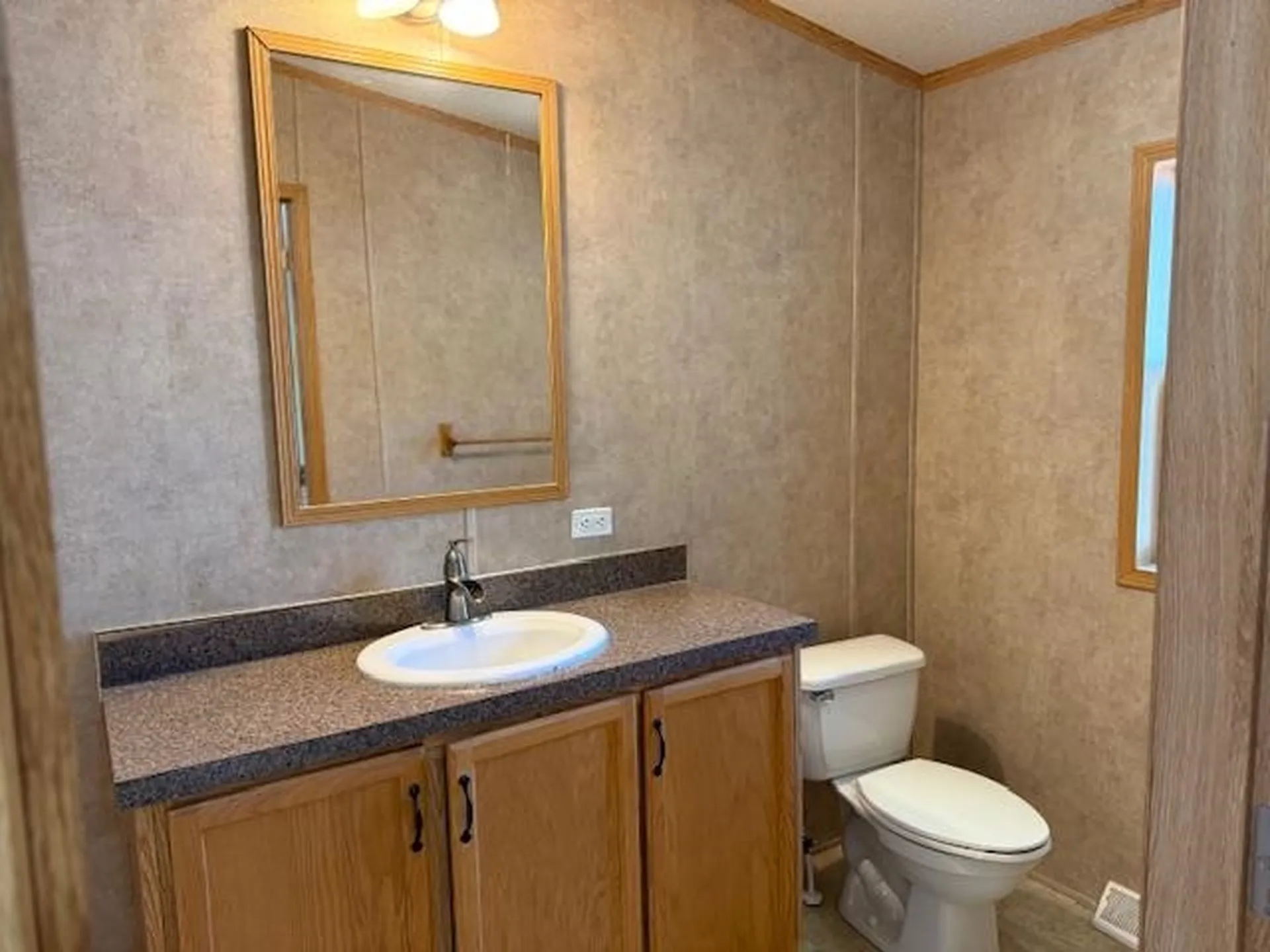 14 Goldfinch Lane Conway NH 03813