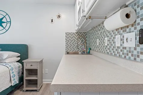 6 Ashworth Avenue Hampton NH 03842