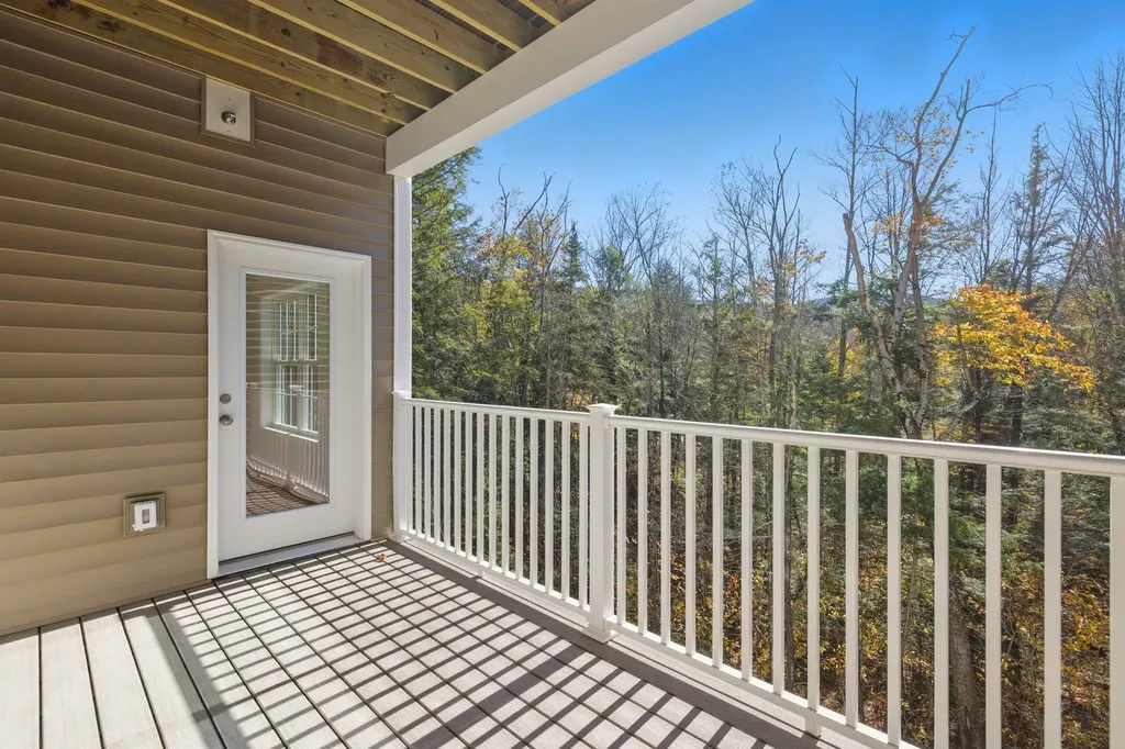 20 Twin Tip Terrace Lincoln NH 03251