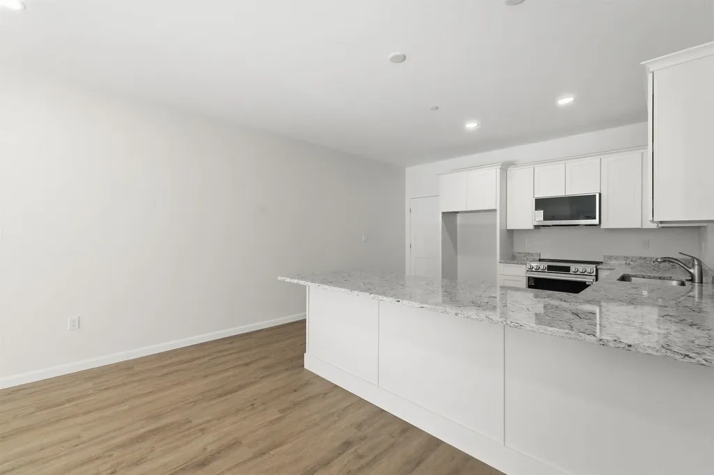 20 Twin Tip Terrace Lincoln NH 03251