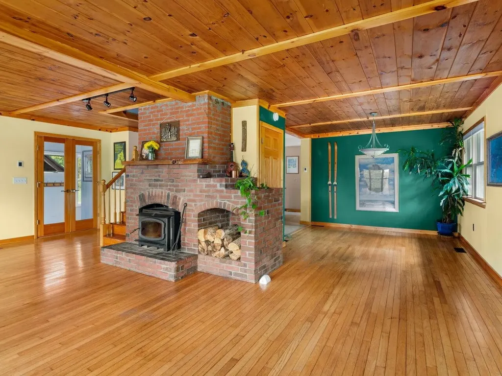 1464 Huntington Road Richmond VT 05477