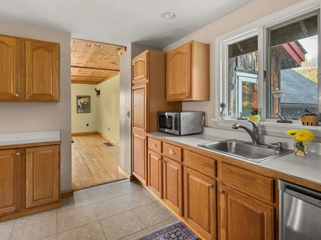 1464 Huntington Road Richmond VT 05477