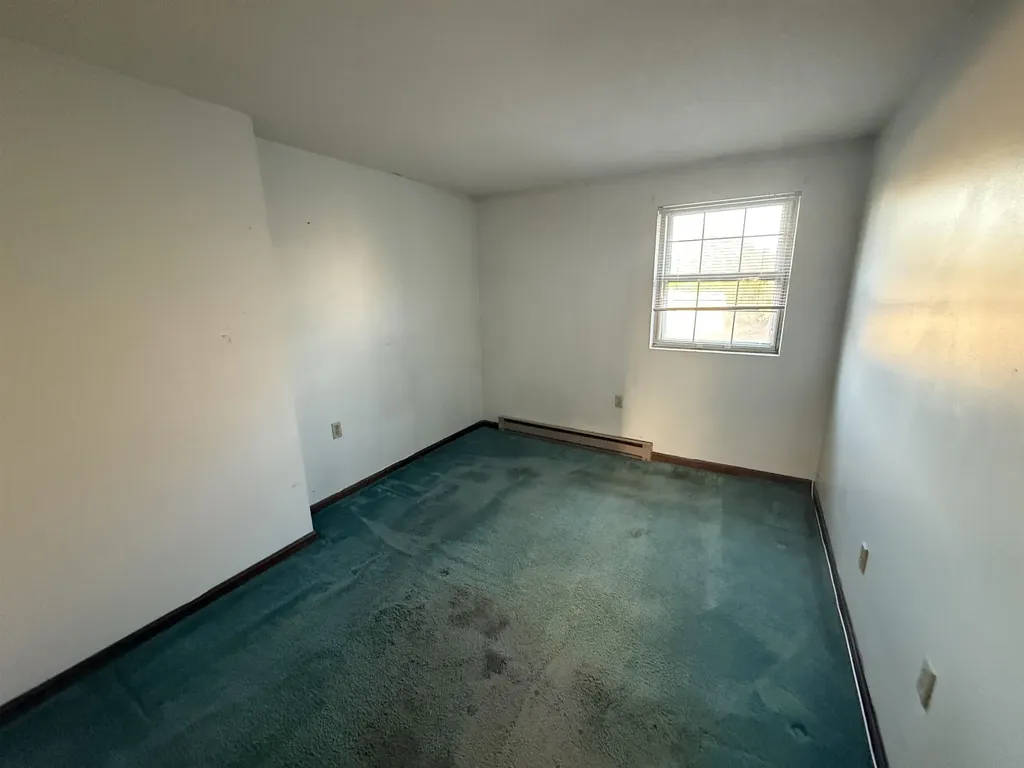 118 Fieldstone Drive Londonderry NH 03053