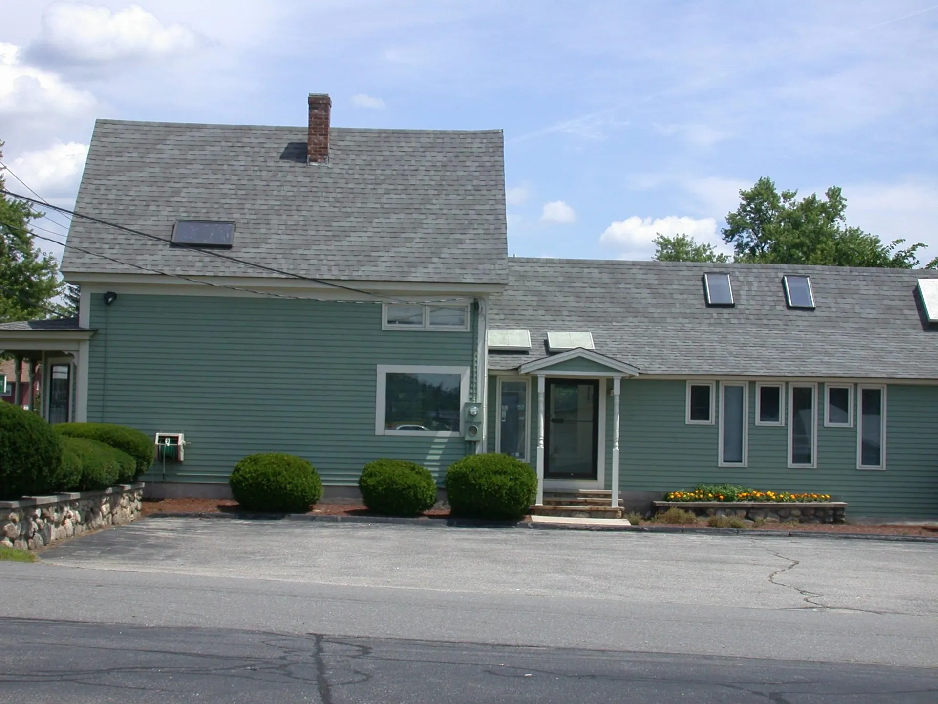 3 Nashua Road Londonderry NH 03038