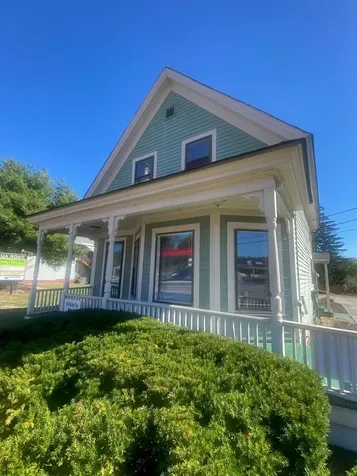 3 Nashua Road Londonderry NH 03038