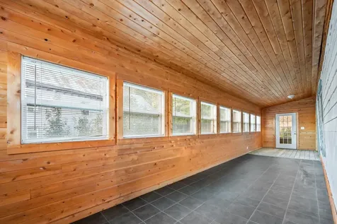 89 Pearl Street St. Johnsbury VT 05819