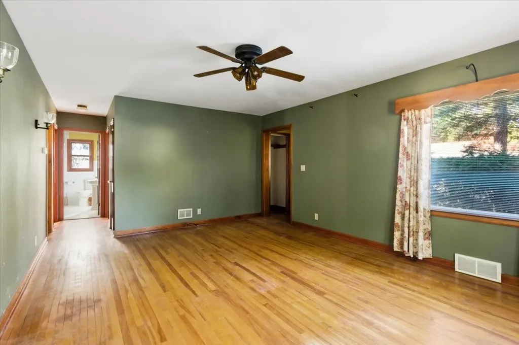 36 Peterson Terrace South Burlington VT 05403