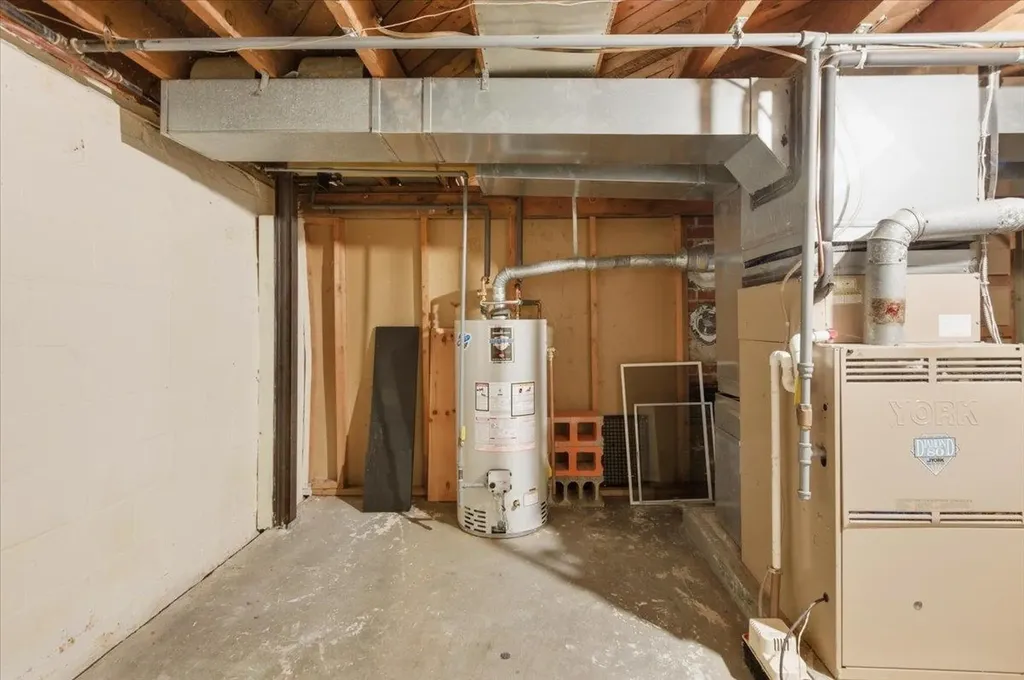 36 Peterson Terrace South Burlington VT 05403