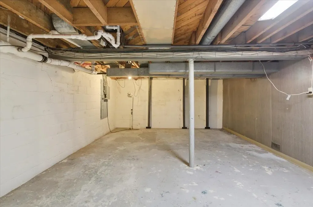 36 Peterson Terrace South Burlington VT 05403