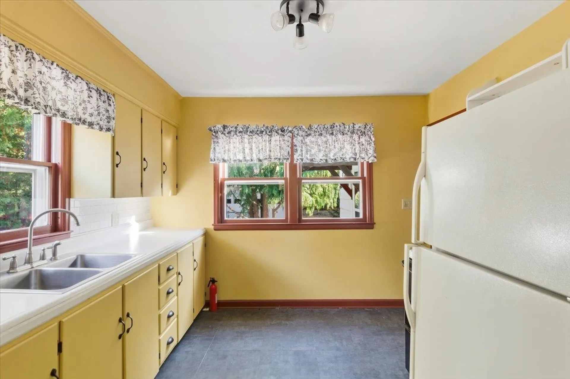 36 Peterson Terrace South Burlington VT 05403