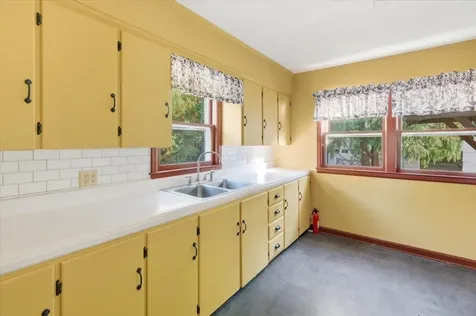 36 Peterson Terrace South Burlington VT 05403