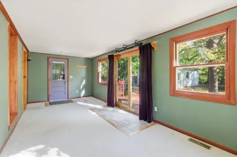 36 Peterson Terrace South Burlington VT 05403