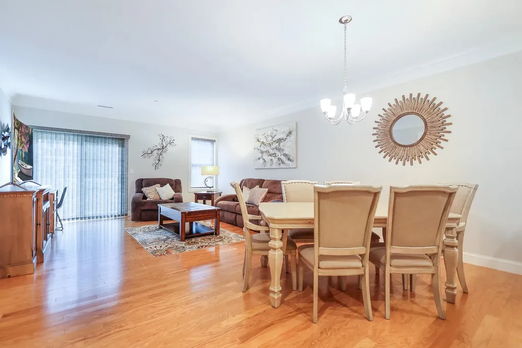 12 Braemoor Woods Road Salem NH 03079