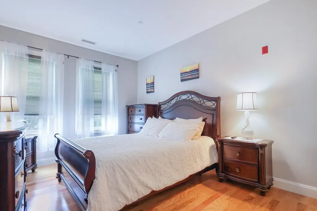 12 Braemoor Woods Road Salem NH 03079