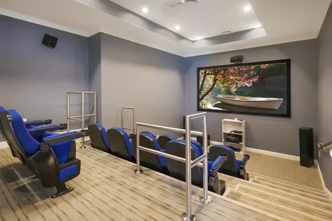 12 Braemoor Woods Road Salem NH 03079