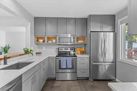 34 Overlook Drive South Burlington VT 05403