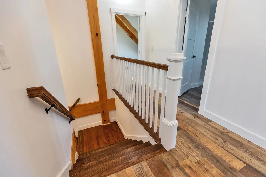 25 Halcyon Place Greenfield NH 03047