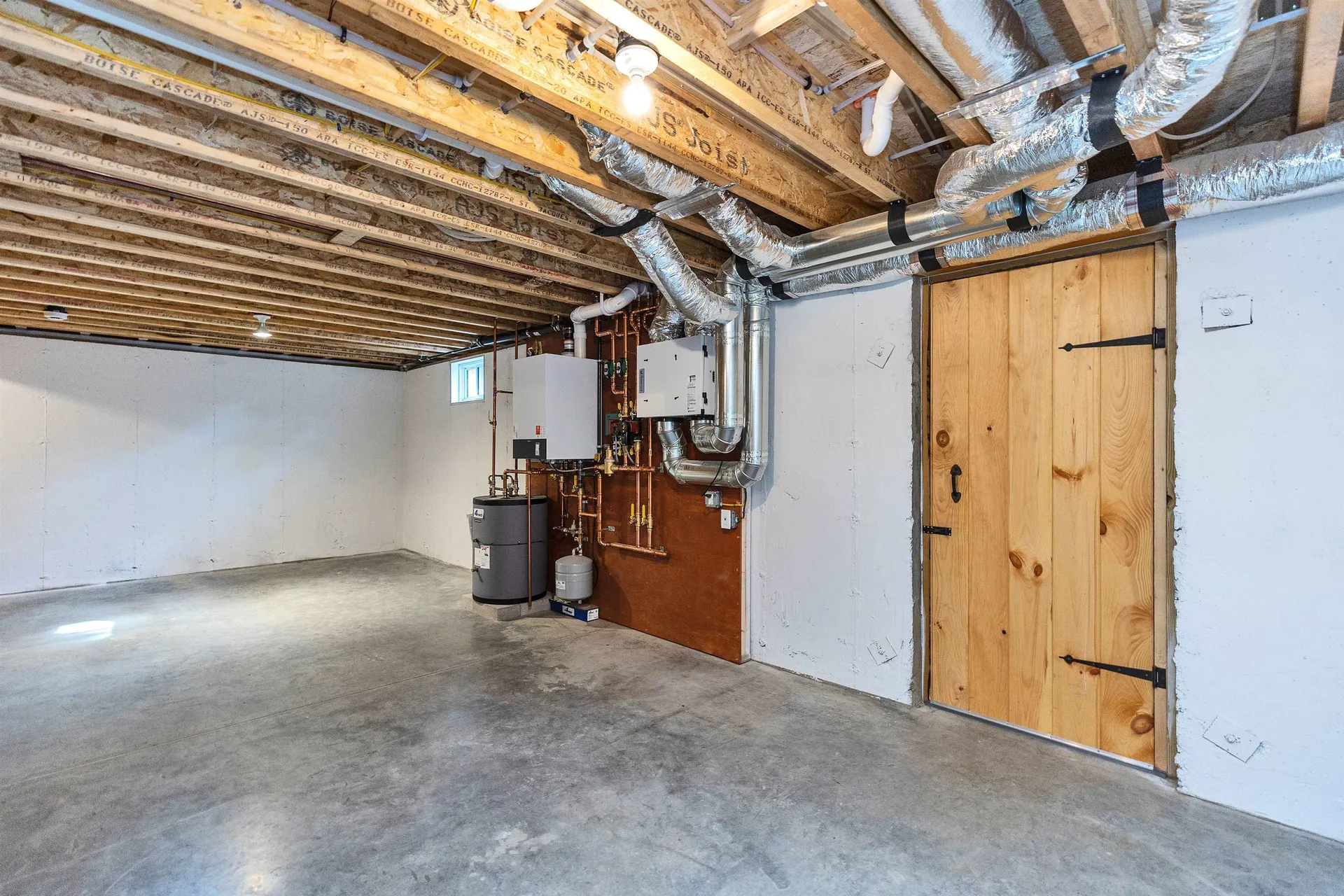 25 Halcyon Place Greenfield NH 03047