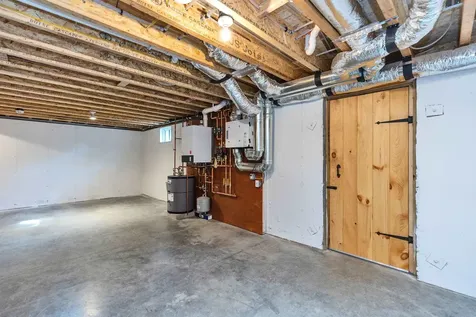 25 Halcyon Place Greenfield NH 03047