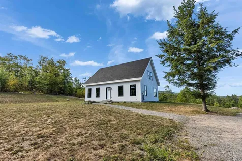 25 Halcyon Place Greenfield NH 03047