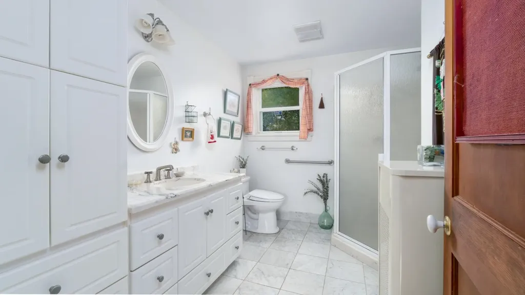 36 Eastman Street Nashua NH 03060