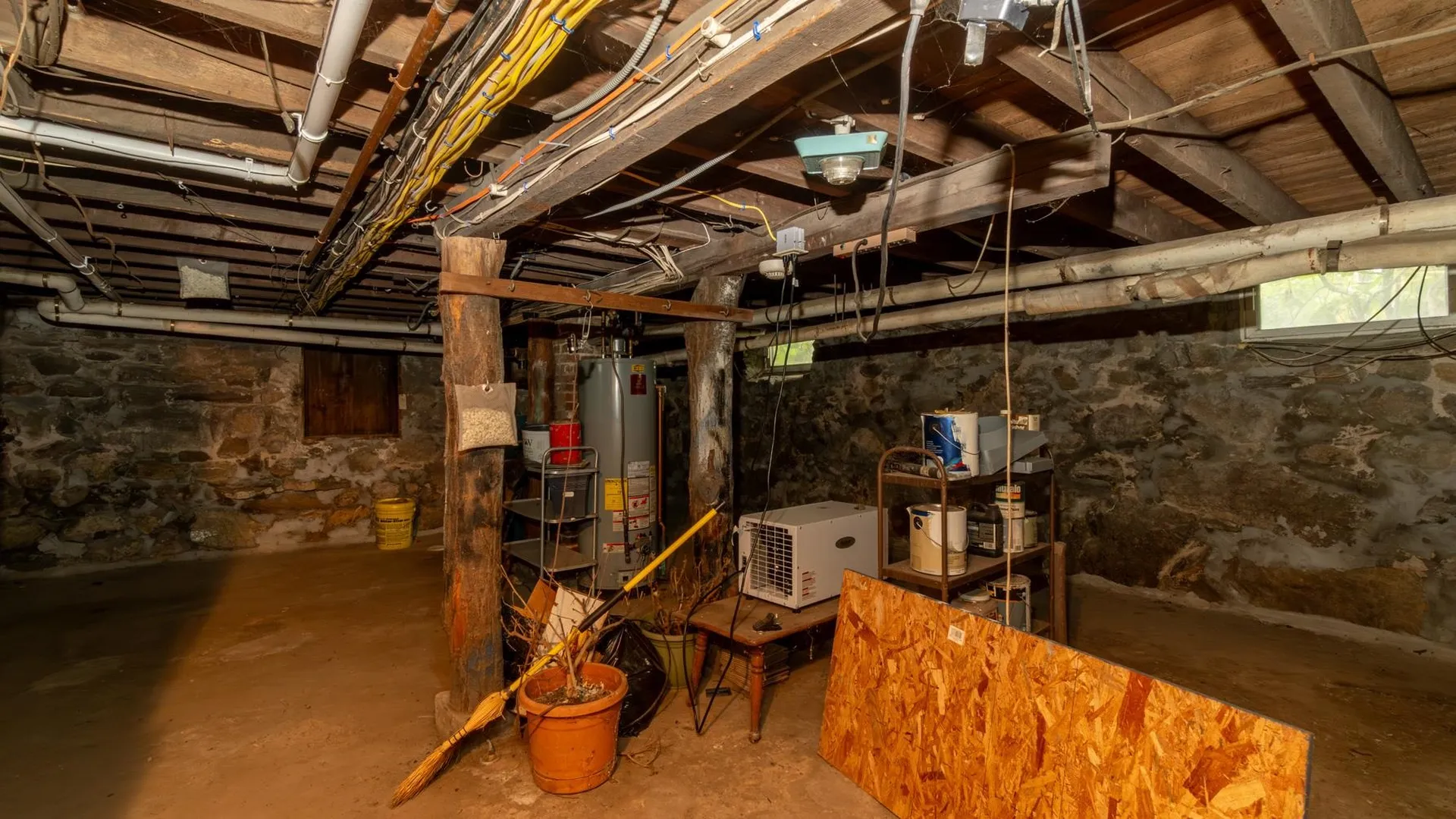 36 Eastman Street Nashua NH 03060