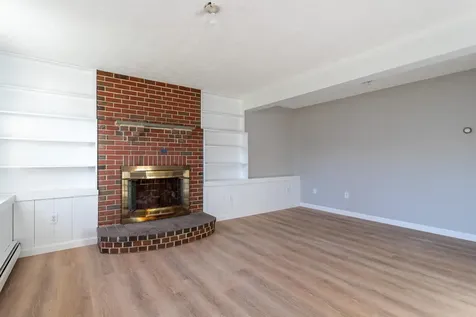 4 Pheasant Court York ME 03909