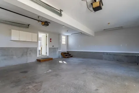 4 Pheasant Court York ME 03909