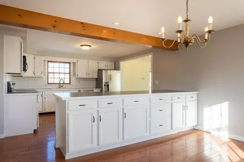 4 Pheasant Court York ME 03909