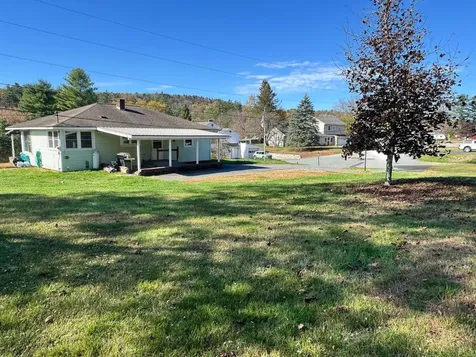 96 Stetson Terrace St. Johnsbury VT 05819