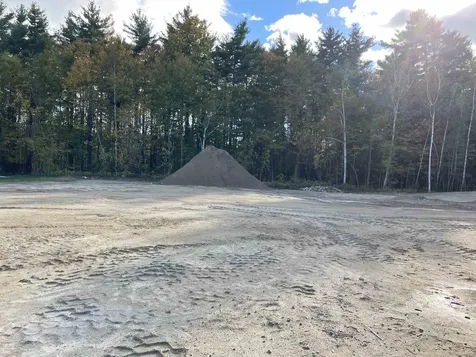 24 Stacey Lane Chester NH 03036